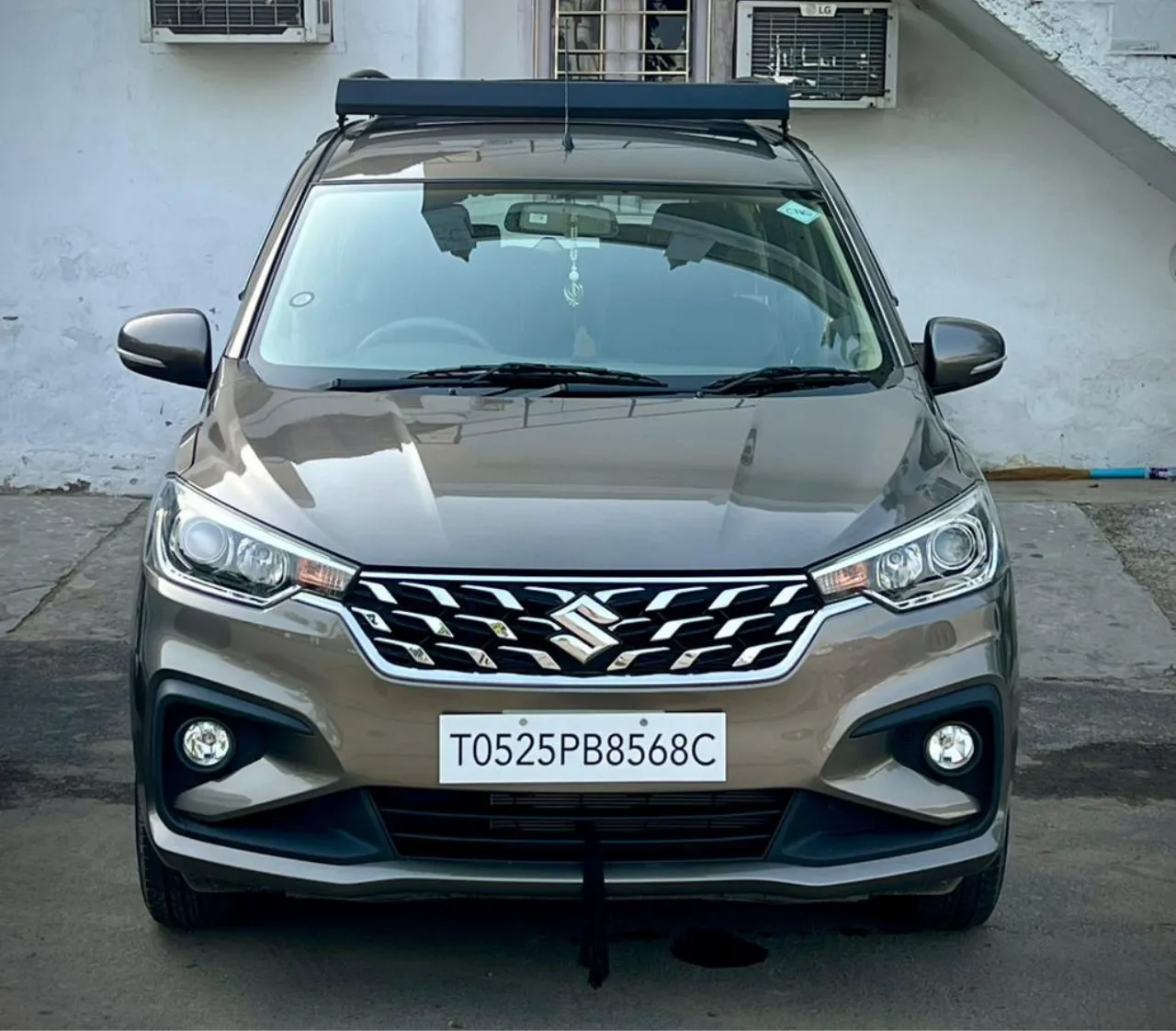 Maruti Suzuki Ertiga – 7-Seater MUV (AC)