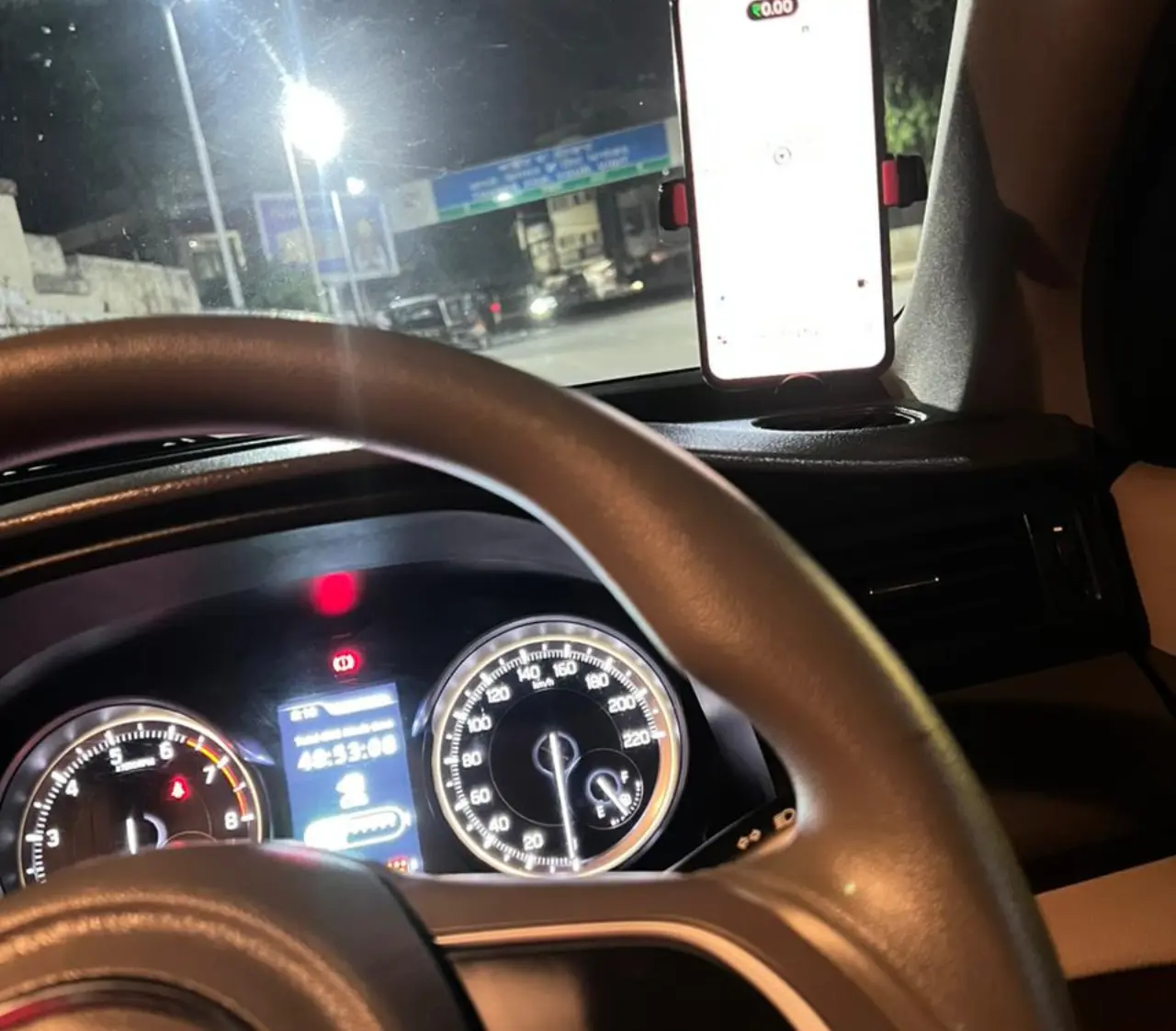 Maruti Suzuki Ertiga – 7-Seater MUV (AC)