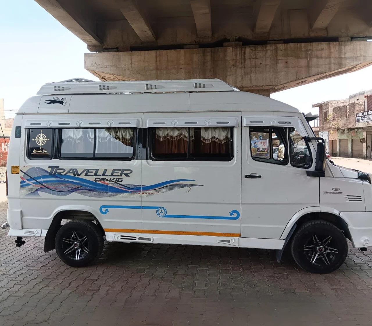 Tempo Traveller – 12/17 Seater AC Van